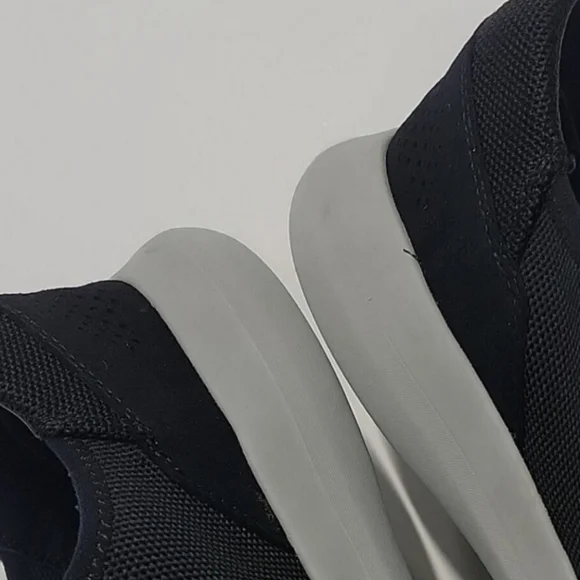 Kizik Madrid Knit Sneakers - Picture 5 of 11